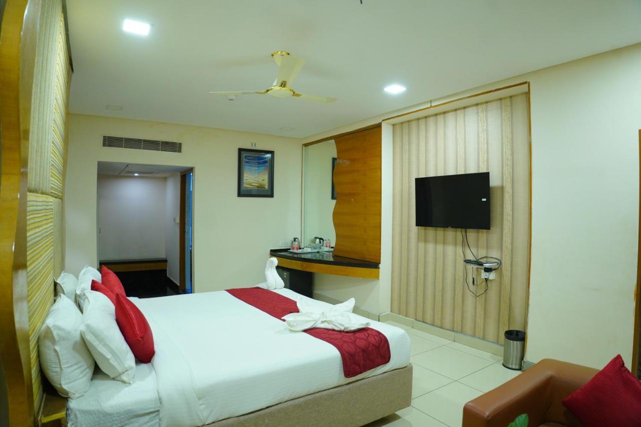 Hotel Grand Nagarjuna By Konark Hotels Guntur Exterior photo